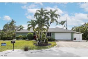 1380 Albatross Rd, Sanibel