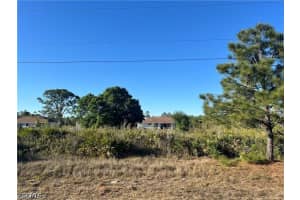 2706 49th St W, Lehigh Acres
