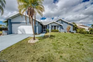 14933 Bonaire Cir, Fort Myers