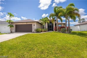 910 Sw 12th Ter, Cape Coral 910 Sw 12th Ter, Cape Coral