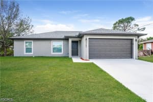 3707 10th St Sw, Lehigh Acres