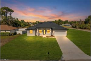 1142 Edelweiss St E, Lehigh Acres