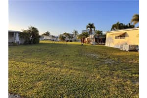 178 Orange Harbor Dr, Fort Myers 178 Orange Harbor Dr, Fort Myers