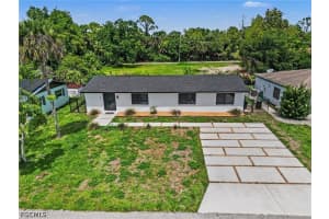 73 Cardinal Dr, North Fort Myers
