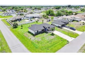 2601 43rd St Sw, Lehigh Acres