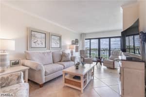 7410 Lake Breeze Dr 509, Fort Myers