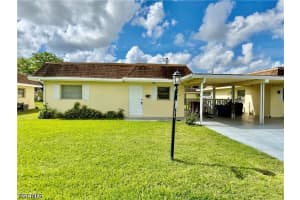 2212 Gardenia Way, Lehigh Acres