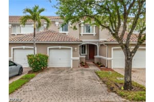 10043 Salina St, Fort Myers 10043 Salina St, Fort Myers