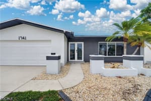 1741 Se 29th Ln, Cape Coral