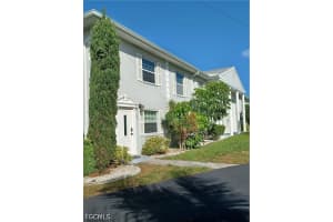 7086 Nantucket Cir 1, North Fort Myers
