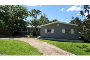 1530 Passaic Ave, Fort Myers