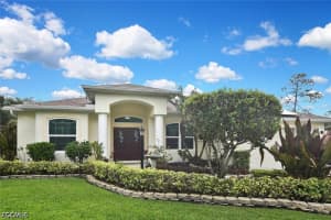 1408 Saracen Ln, North Port