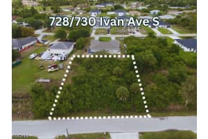 730 Ivan Ave S, Lehigh Acres
