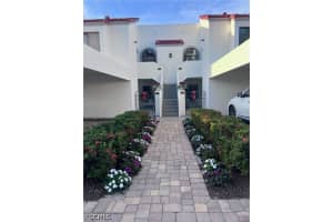 619 Beachwalk Cir I201, Naples
