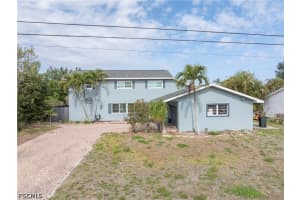 906 Ne 2nd Ave, Cape Coral 906 Ne 2nd Ave, Cape Coral