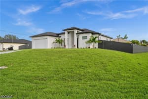514 Nw 36th Pl, Cape Coral