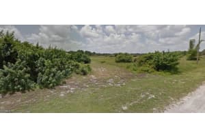 1128 Estate St E, Lehigh Acres