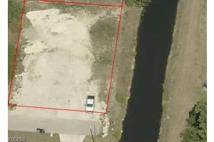 2800 10th St W, Lehigh Acres