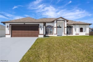 1910 Nw 21st Pl, Cape Coral 1910 Nw 21st Pl, Cape Coral