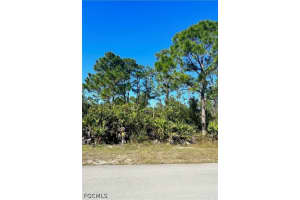 1718 Lake Ave, Lehigh Acres
