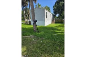 370 San Bernardino St, North Fort Myers