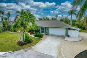 1380 Albatross Rd, Sanibel