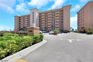 4280 Se 20th Pl 402, Cape Coral