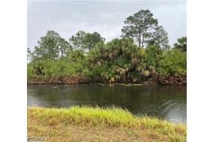 515 Naples Ave S, Lehigh Acres