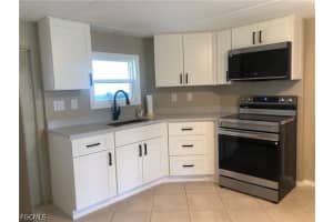 135 Chisholm Trl, North Fort Myers