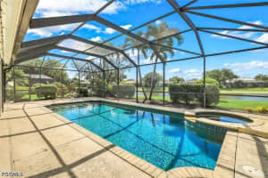 12570 Walden Run Dr, Fort Myers