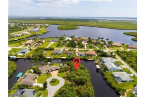 4497 Bayview St, Port Charlotte