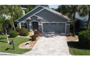 8860 Fawn Ridge Dr, Fort Myers