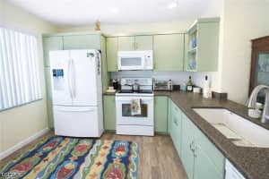 11060 Caravel Cir 201, Fort Myers