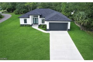 2522 Alice Pl, Lehigh Acres