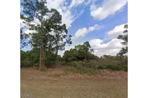 1043 Belmont St E, Lehigh Acres