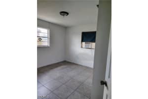 1722 Maple Dr, Fort Myers