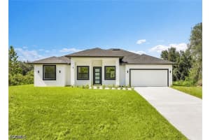 767 Nina Ave S, Lehigh Acres