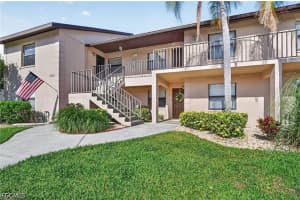 5735 Foxlake Dr 2, North Fort Myers