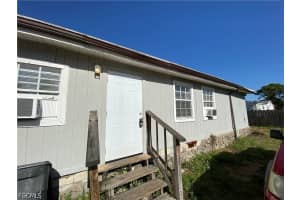 2210 Cantor Ln 2212, North Fort Myers