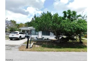 287 Poe Ave, North Fort Myers