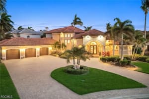 5727 Yardarm Ct, Cape Coral