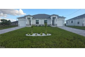 322/324 Poplar St, Lehigh Acres