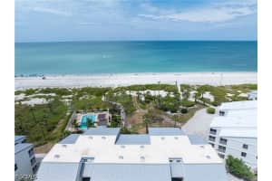 2216 Beach Villas, Captiva