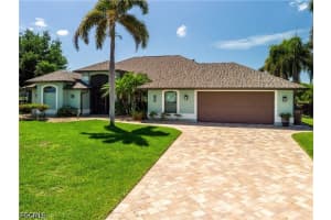 1302 Sw 47th St, Cape Coral