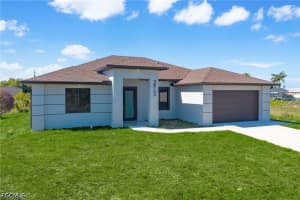 3813 1st St Sw, Lehigh Acres
