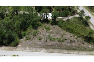 1824 Marlboro Ln, Lehigh Acres
