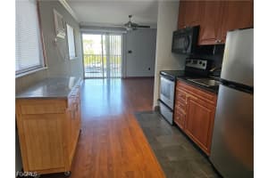 8162 Country Rd 205, Fort Myers