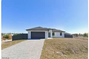 913 Mildred Ave S, Lehigh Acres