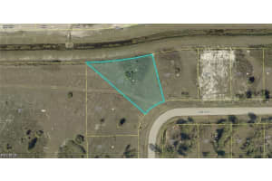 933 Commodore St, Lehigh Acres