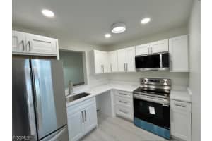 6220 Augusta Dr 413, Fort Myers